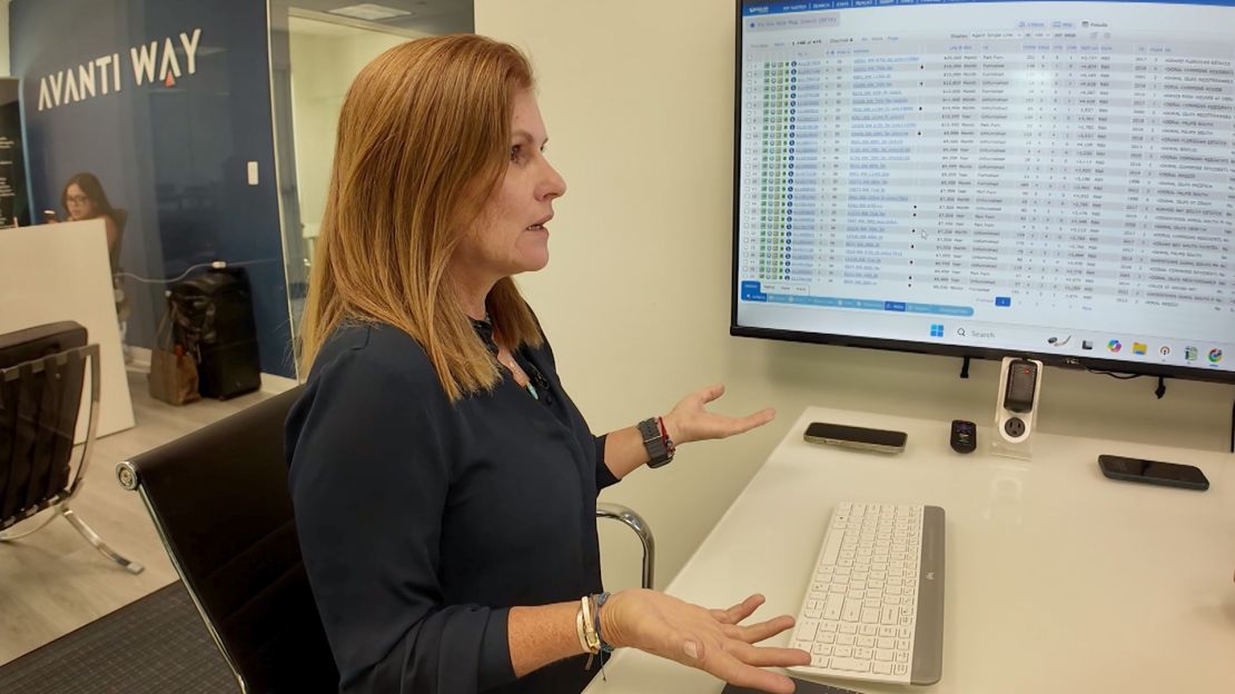 "Kiki" muestra los indicadores negativos de las propiedades en venta y en alquiler. Asegura que se trata de un fenómeno que no había visto antes.