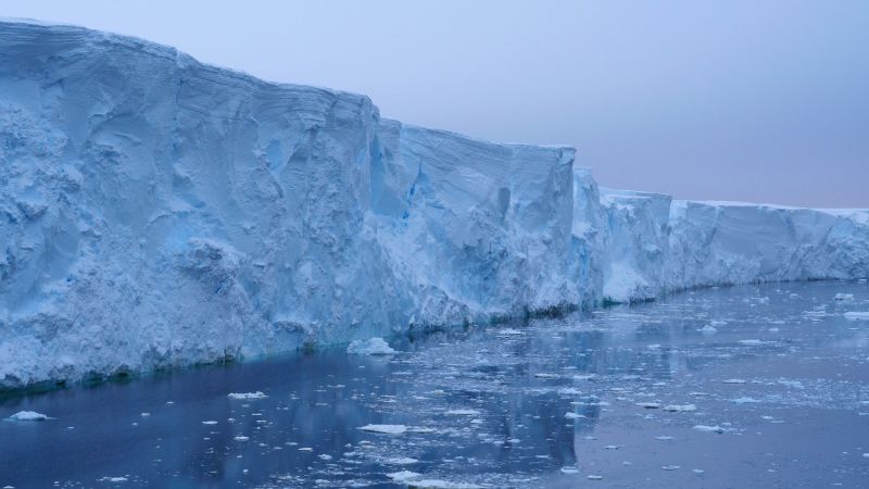 Antarctische ijskap: wetenschappers identificeren een nieuw ‘omslagpunt’ en waarschuwen dat de toekomstige stijging van de zeespiegel mogelijk wordt onderschat