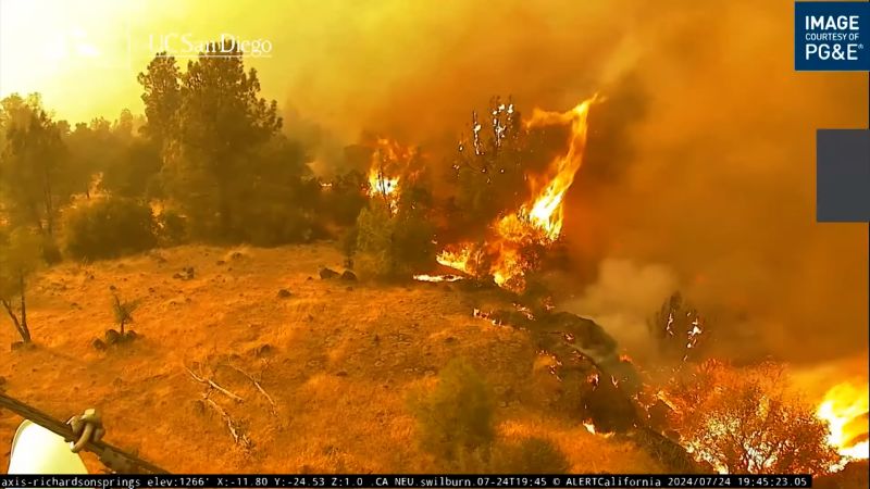 Timelapse footage shows wildfire exploding in size in California
