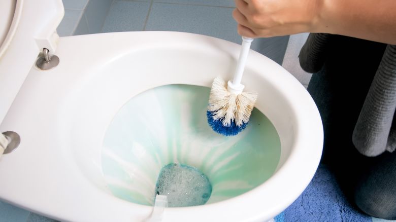 toilet cleaning lead cnnu