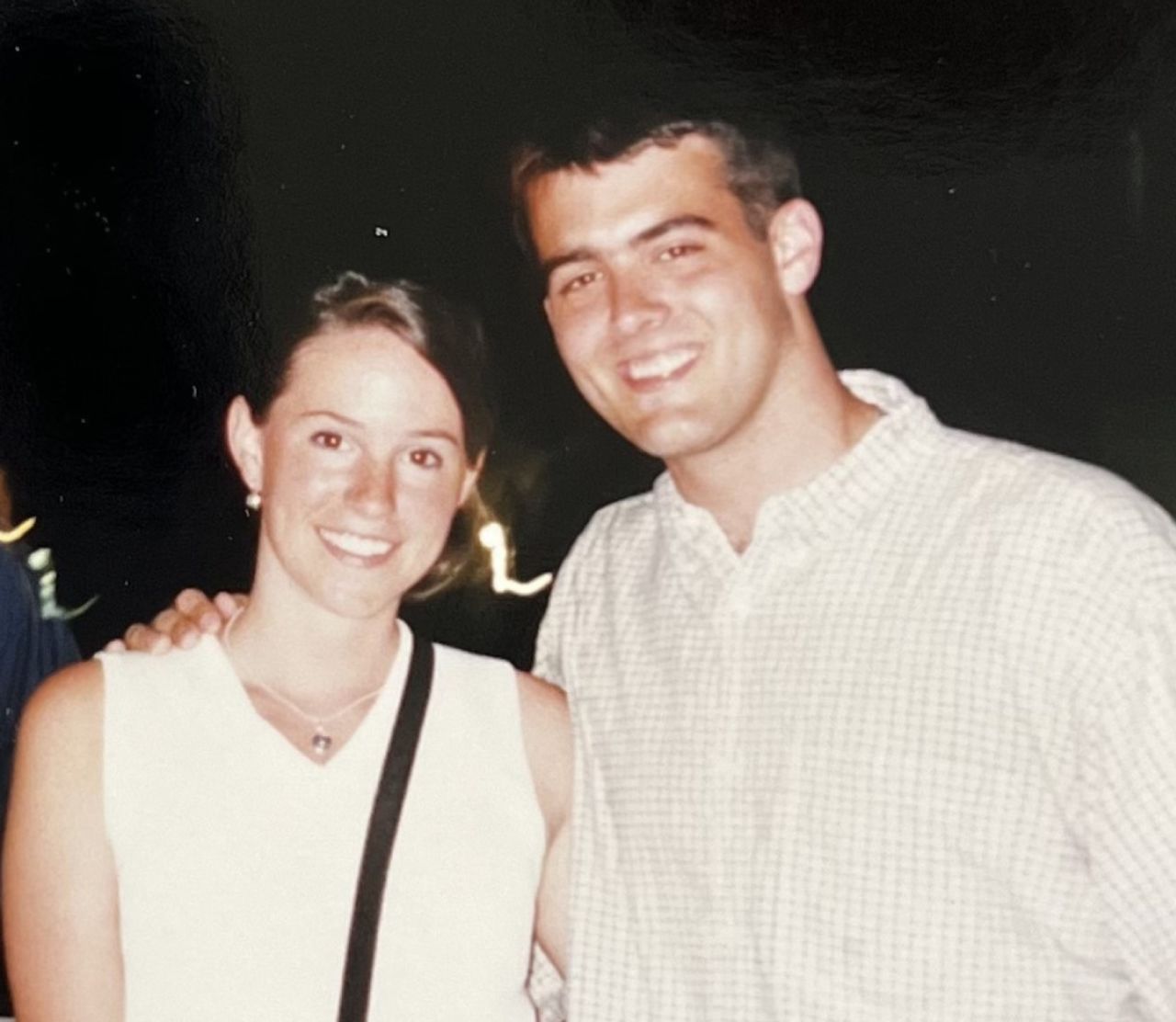 They fell in love backpacking through Europe, then they lost each other