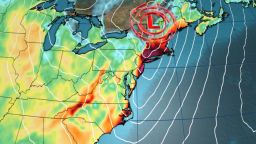 Vientos fuertes (en la imagen) y clima húmedo recorrerán el noreste esta semana. Esta instantánea muestra la intensidad que podrían alcanzar las ráfagas de viento el miércoles, con tonos más oscuros representando ráfagas más intensas.