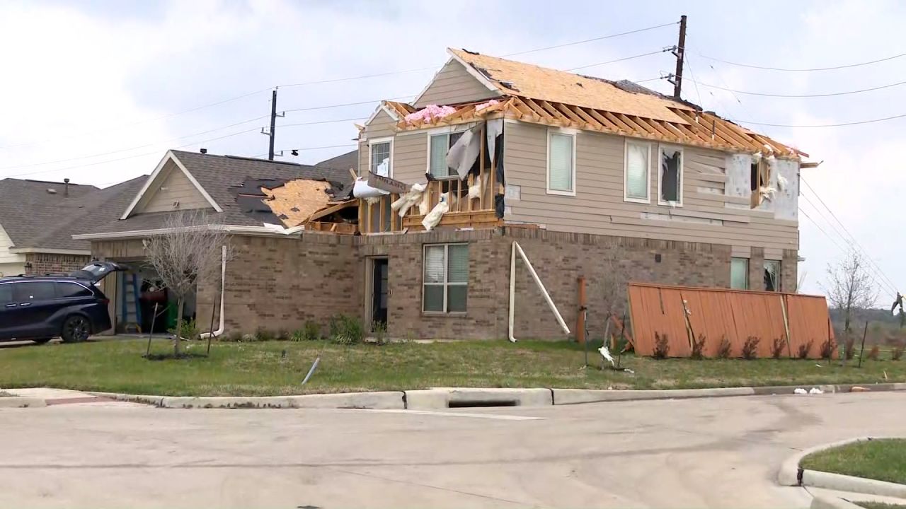 tornado texas KHOU.jpg