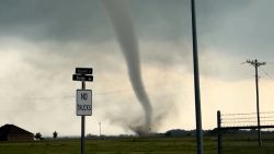 tornados sureste eeuu trax.00_00_25_02.Still001.jpg