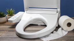 Toto-Bidet-All-Stars-CNNU-5.jpg