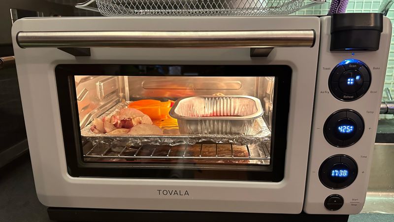 We tested the Tovala Smart Oven Air Fryer and it sure beats takeout for individual meals | CNN Underscored