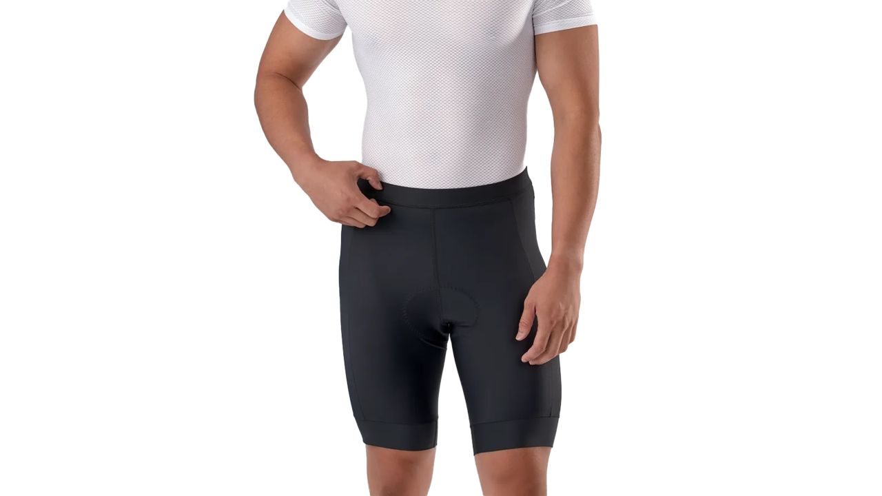 Man wearing trek solstice cycling shorts