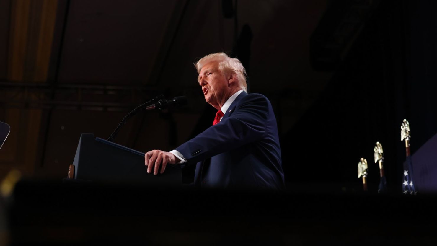 El presidente Donald Trump se dirige a la Conferencia sobre Asuntos Republicanos de 2025 en el Trump National Doral Miami el 27 de enero de 2025 en Doral, Florida.