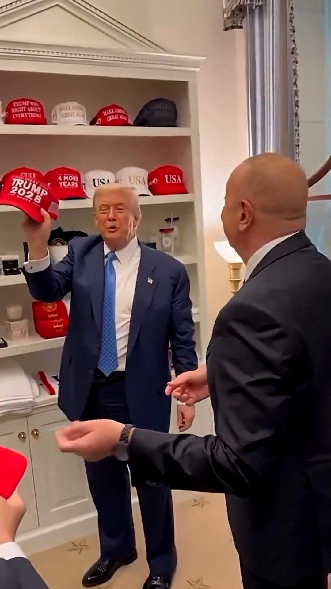 trump oval merch clean vrtc.jpg