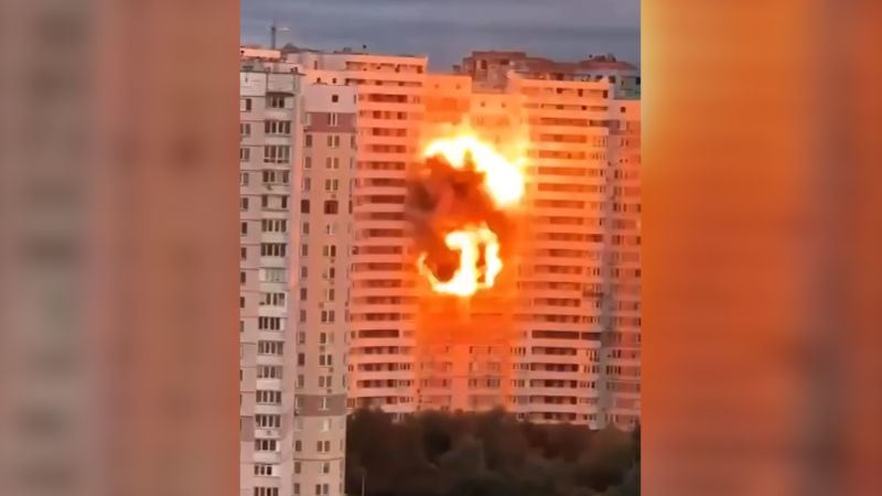 Footage shows Russian drone hitting apartment building in Kyiv