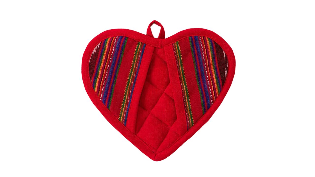 Uncommon Goods Handwoven Heart Pot Holder cnnu.jpg