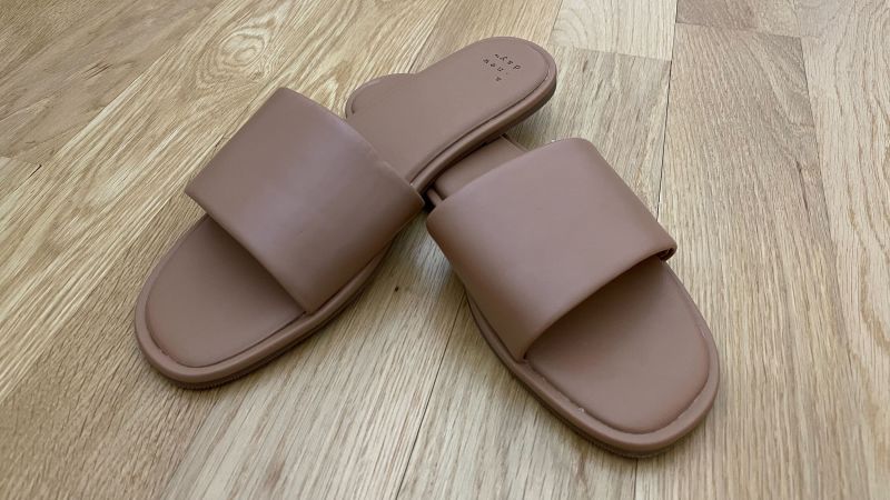 A new day outlet slippers