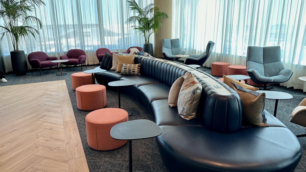 Additional seating in the Sapphire Lounge