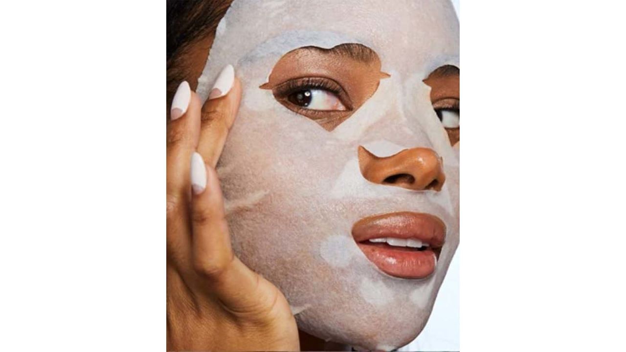 underscored budgettravel Pacifica facial mask