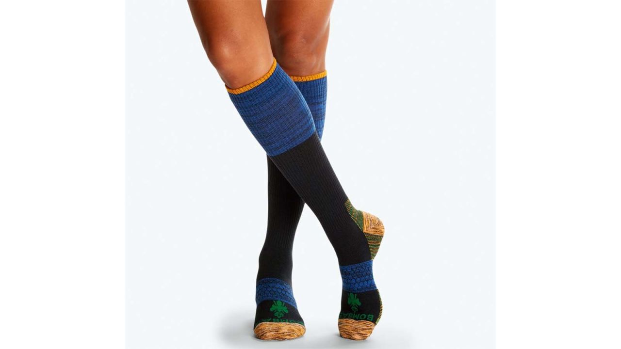 Hi Clasmix Graduated Medical Compression Socks for Women&Men Circulation  Recovery-Knee High Supports Running Socks