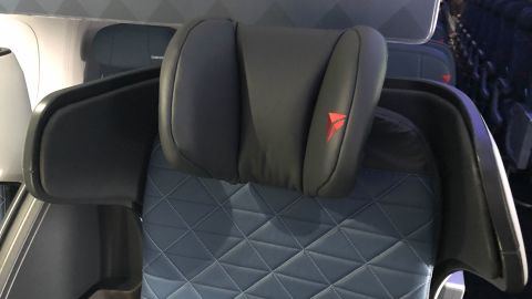delta a321neo first class seats neck cushions
