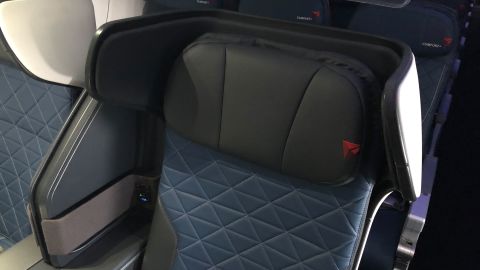 A Look Into Delta S New First Class Seats And How To Book Them For Free Cnn Underscored - Do Car Seats Fly Free Delta