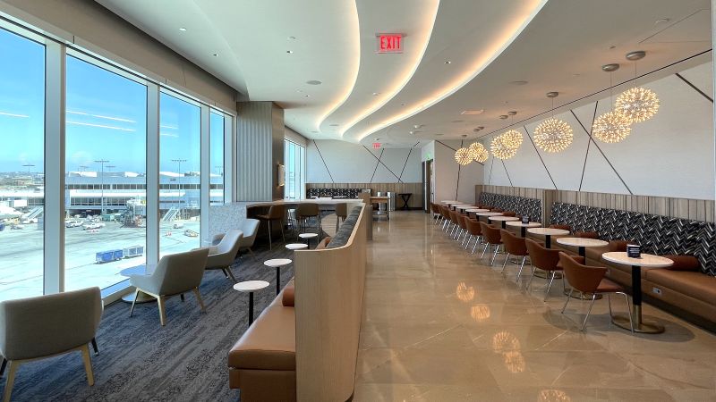 The Complete Guide To Delta Sky Club Lounges In 2023 | CNN Underscored