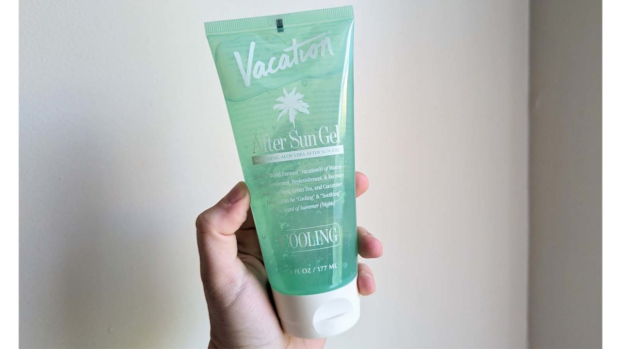 underscored editorfavtravel Vacation After Sun Gel