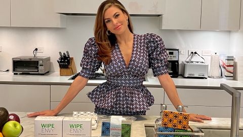 underscored eva mendes travel products lead