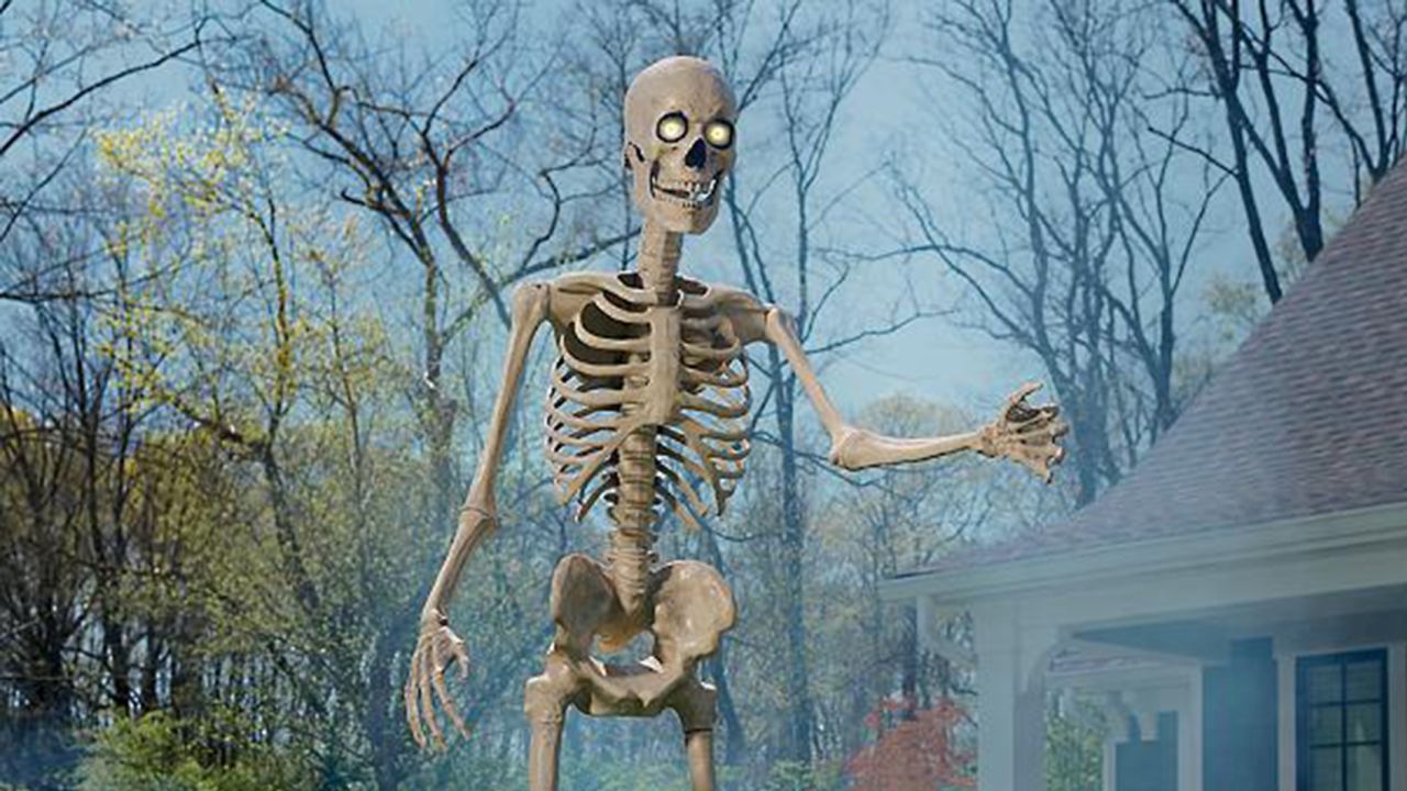 46 best outdoor Halloween decorations for 2024 | CNN Underscored