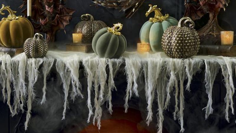 Best indoor hot sale halloween decorations