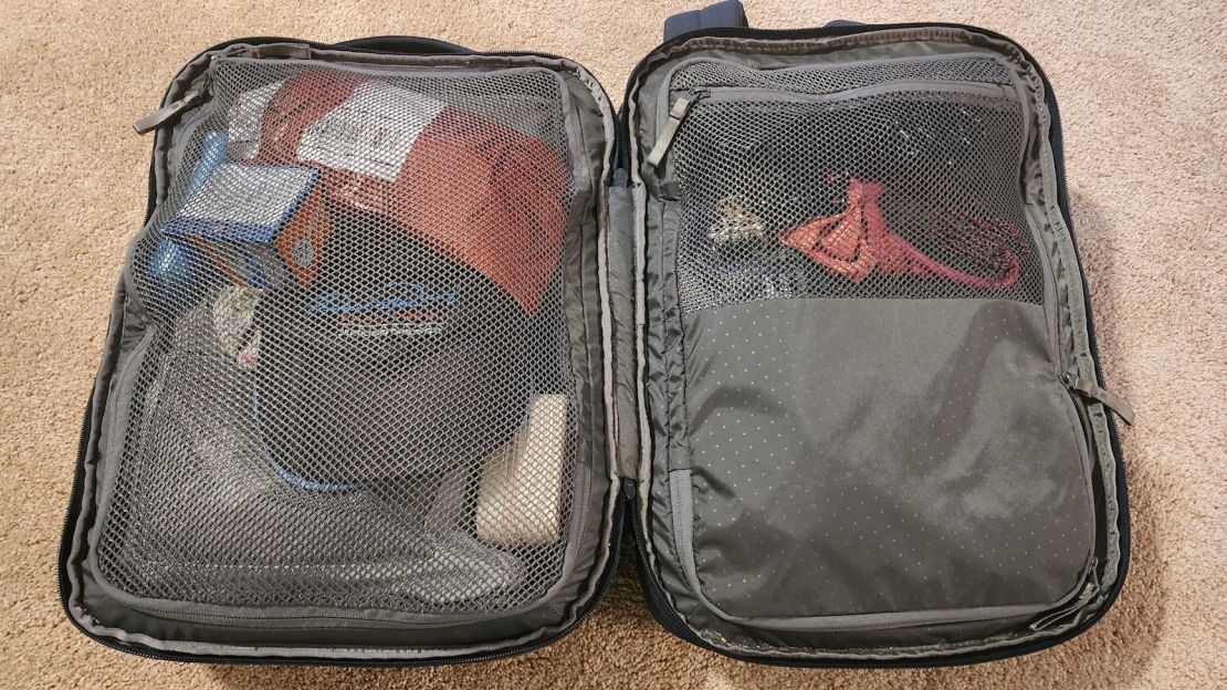 underscored incase arc travel pack packing 