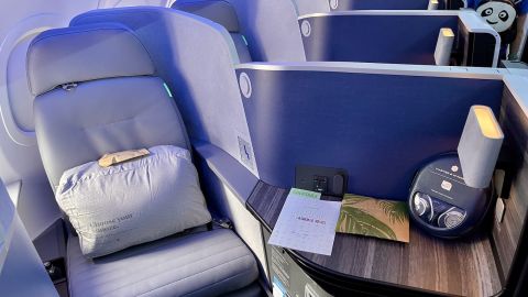 Fly JetBlue Mint to London with your Chase Ultimate Rewards points.