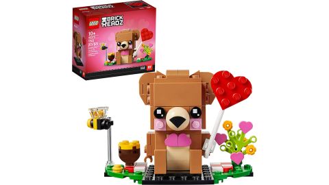 underscored lego brickheadz valentine's bear   