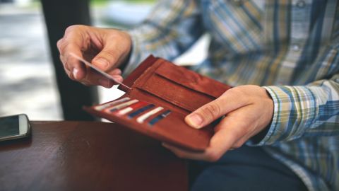 underscored-man-credit-cards-wallet