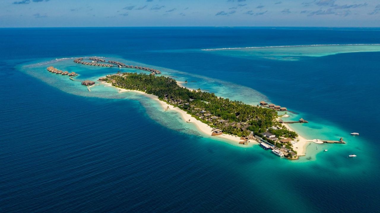 underscored Ozen Reserve Bolifushi in Maldives