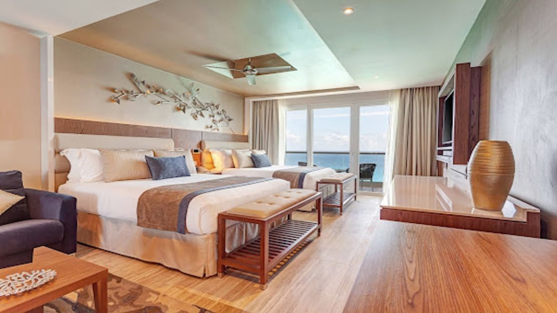 Royalton CHIC Cancún, An Autograph Collection All-Inclusive Adults-Only Resort, Mexico.