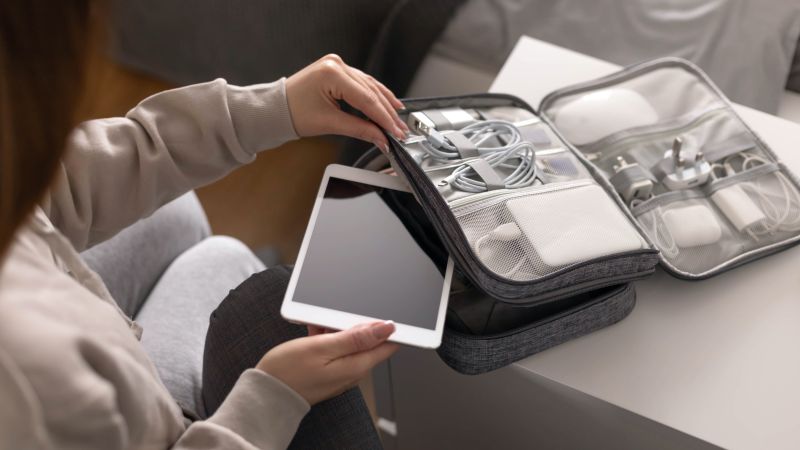 21 travel tech organizers that will keep your cords, cables and gadgets protected | CNN Underscored
