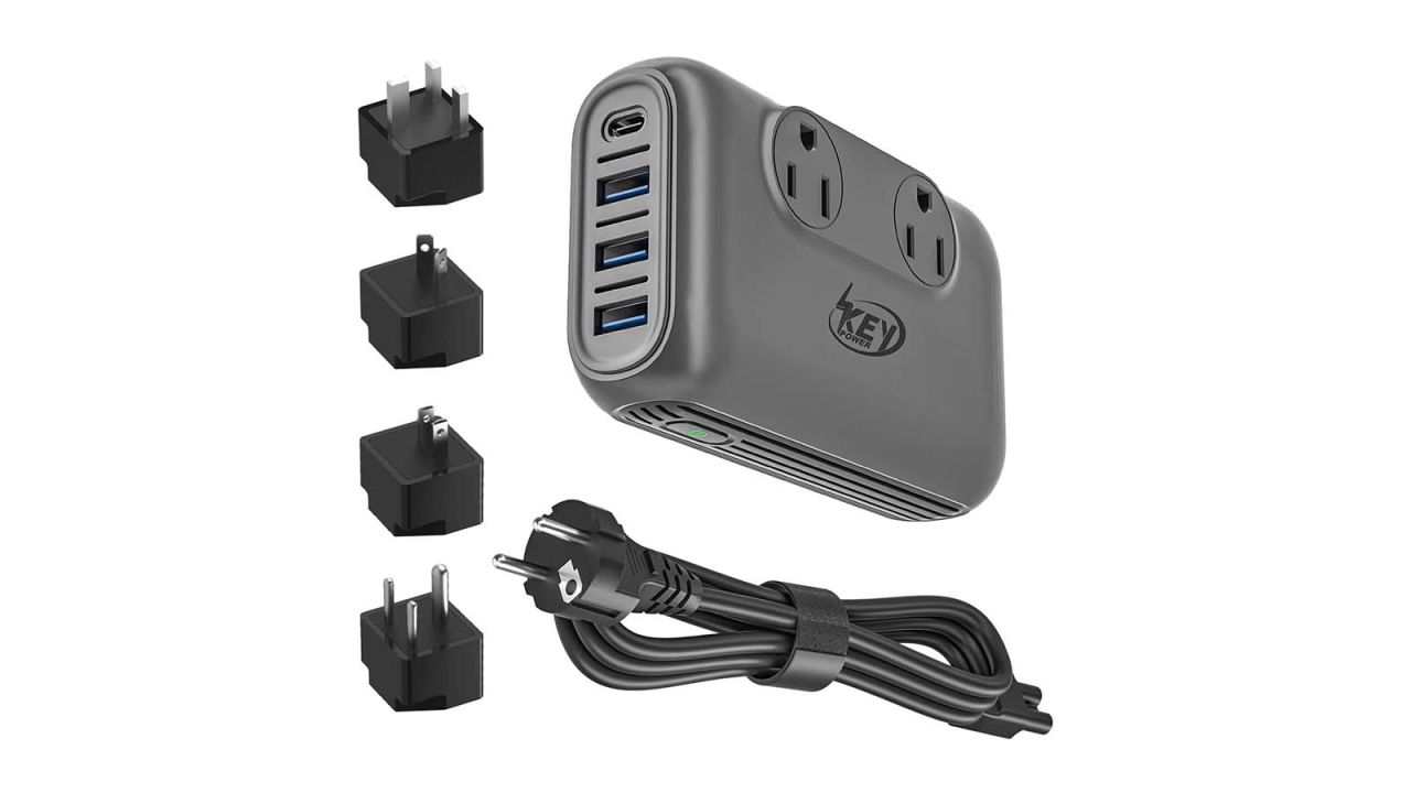 14 best travel adapters of for charging on the go | CNN Underscored