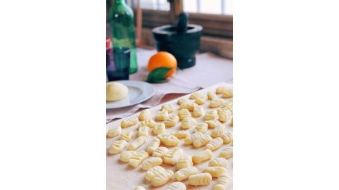 Airbnb Make Gnocchi and Ravioli at Home