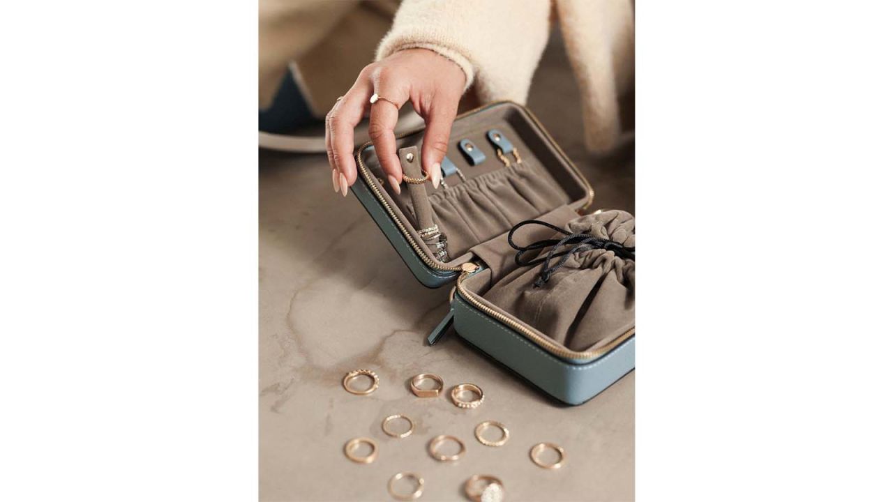 10 Travel Jewelry Cases 2022 — Chic Organizers for Jewelry