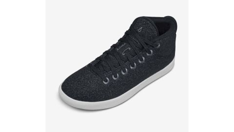 Must Have Casual Shoes On Your Next Trip In 2022 Allbirds Wool Piper Mids