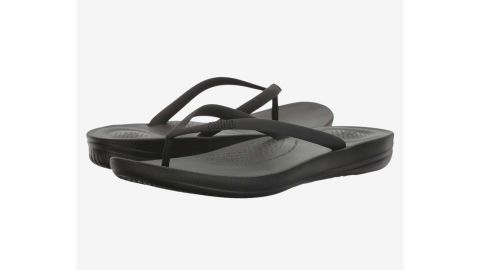 Must Have Casual Shoes On Your Next Trip In 2023 FitFlop Iqushion Flip-Flop