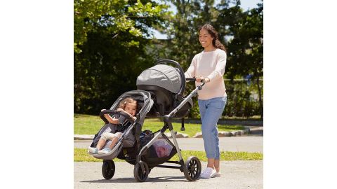 Evenflo Pivot Xpand Modular Travel System