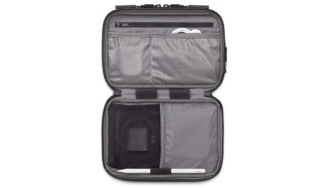 underscored traveltechorganizer Apple Aer Cable Kit 2 Black