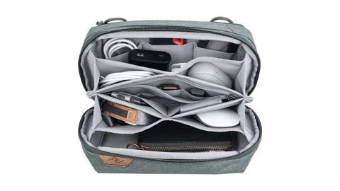 underscored traveltechorganizer Peak Design Tech Pouch