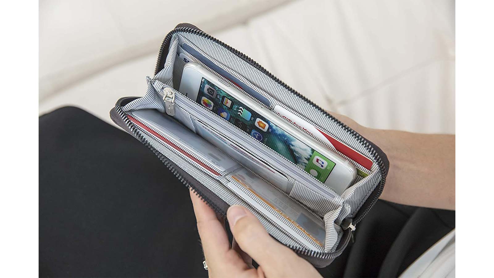 Leather Wallet for Women, Big RFID Zippered Card and Cash Wallet
