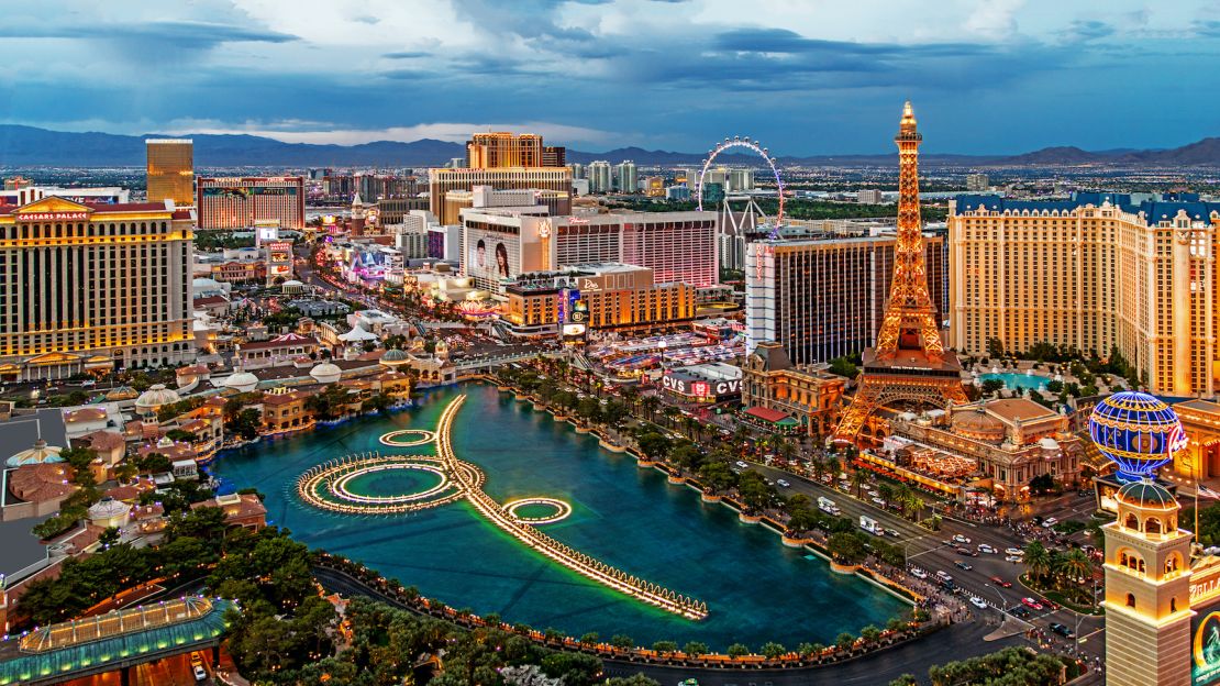 underscored vegas strip