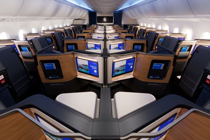 <strong>United Polaris: </strong>Sliding doors have been added to the standard United Polaris seats, which now have 19-inch screens.