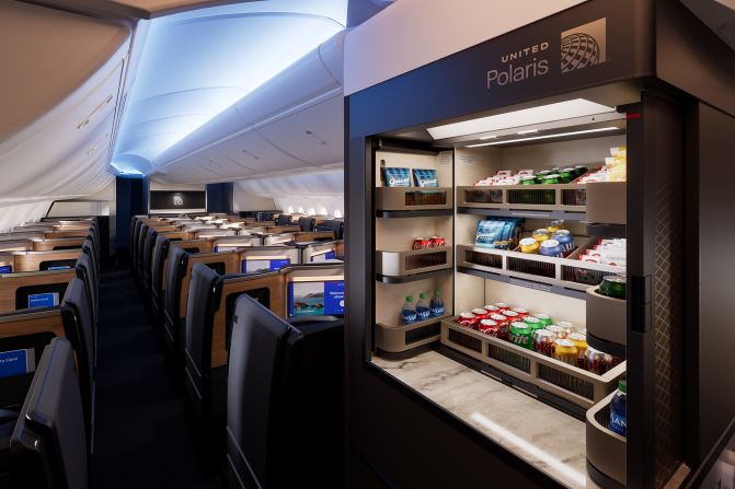 <strong>United Polaris snacks:</strong> There's a new grab-and-go snack bar onboard for United Polaris business class customers.