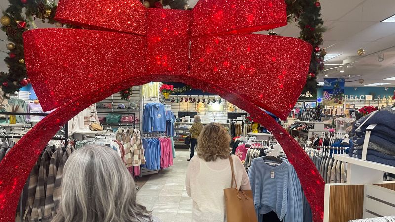 ‘If you mark it down, they will come.’ What to expect from retailers this holiday season | CNN Business