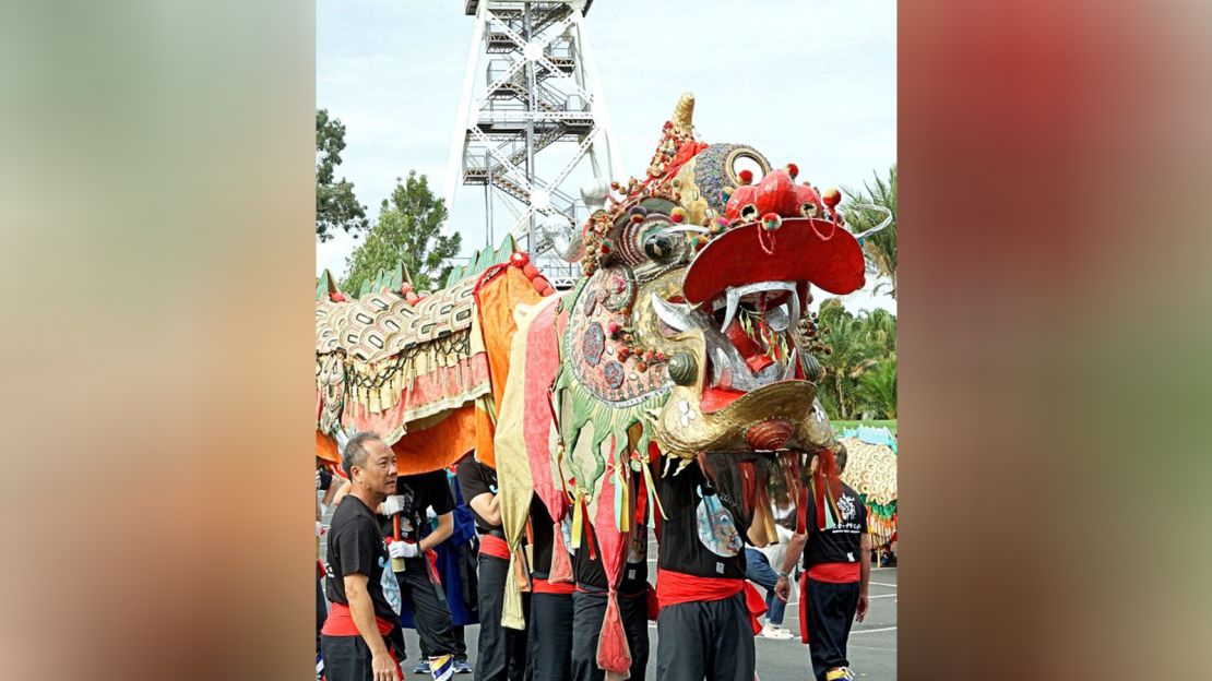 Bendigo realiza seu desfile anual de dragões no Festival de Páscoa de 2019.