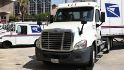 El Servicio Postal de Estados Unidos suspendió la aceptación de paquetes internacionales procedentes de China y Hong Kong hasta nuevo aviso.