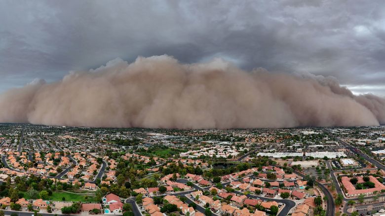 A haboob comes into Chandler, Ariz. on Aug. 24, 2025.