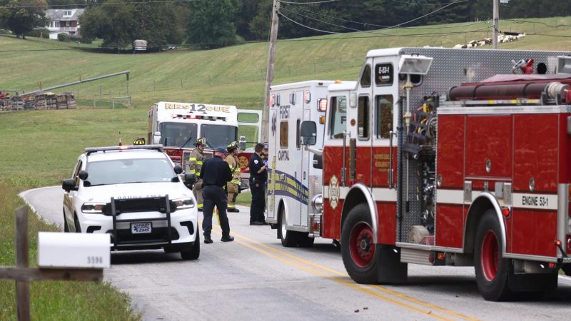 Вижте всички теми Връзка копирана Следвайте Трима офицери бяха убити